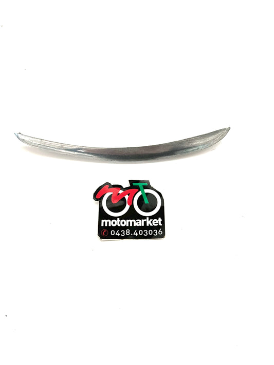 Cresta parafango in alluminio Vespa faro basso VN1T