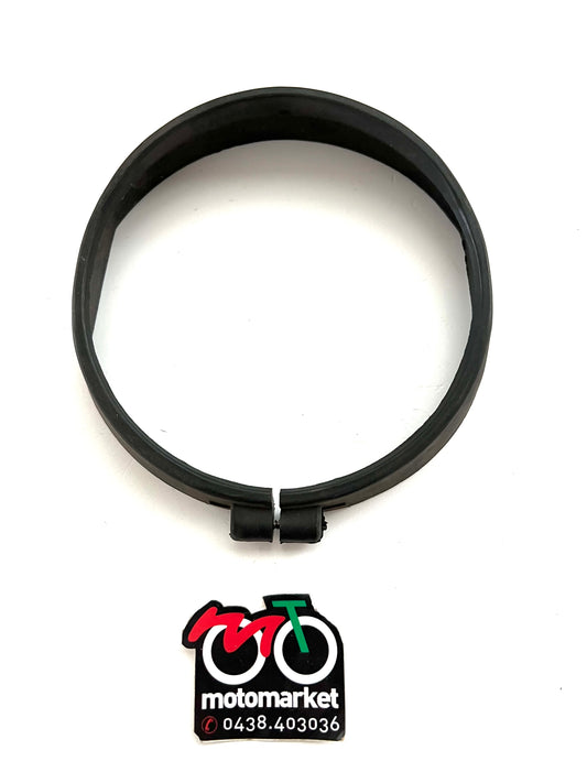 Ghiera faro Vespa 125 Primavera-ET3 in plastica