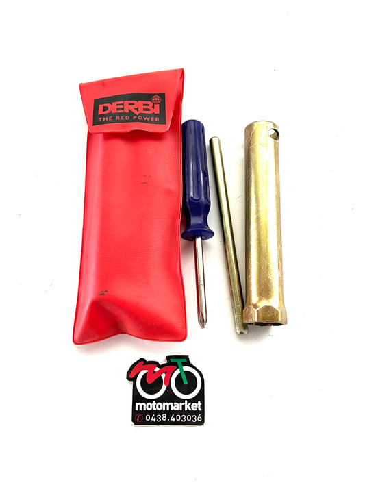 Kit attrezzi scooter Derbi 50cc