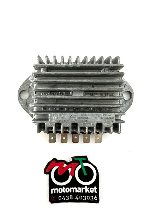 Regolatore Motoplat Gilera RX-RV125-200cc-Cagiva Aletta Rossa-Elefant-Laverda-SWM 125cc art.9630021