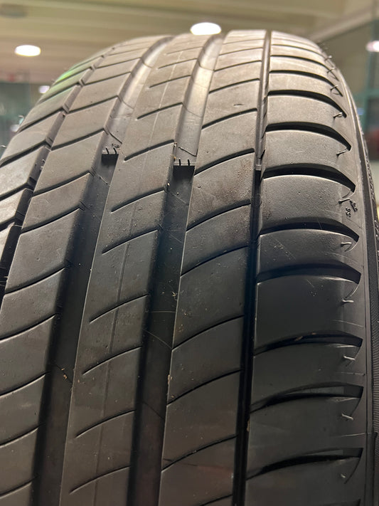 Treno di coperture Michelin Primacy 3 mis.215-60R17 96V