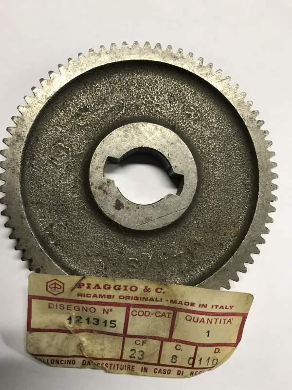 Ingranaggio mozzo post.Ciao 1^ serie perno ruota a chiavella