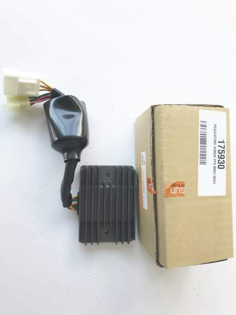 Regolatore Honda VFR800 FI 2000-01