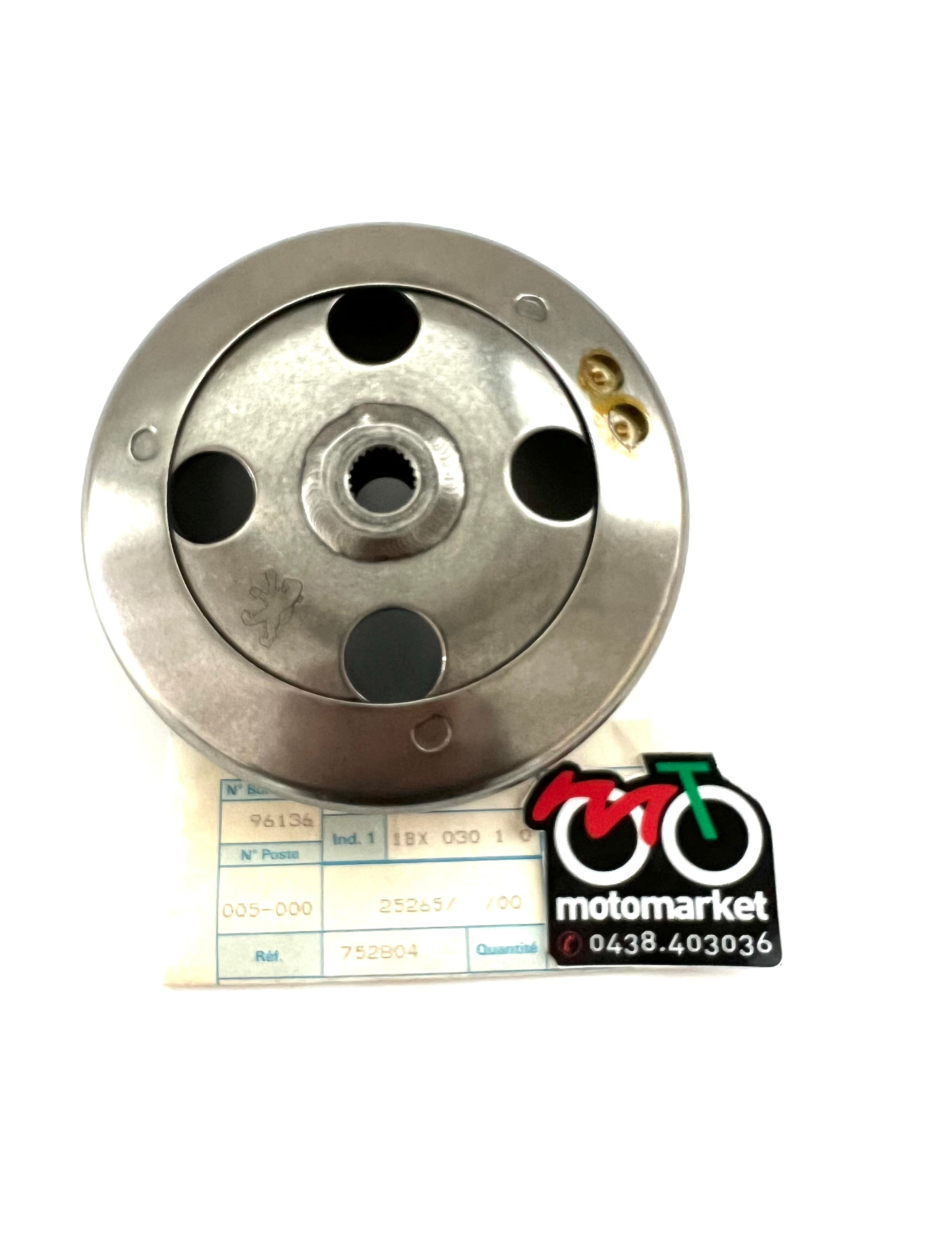 Campana Ricambio Per Decespugliatore Con Attacco A 9 Denti Diametro Asta Mm26 54242265