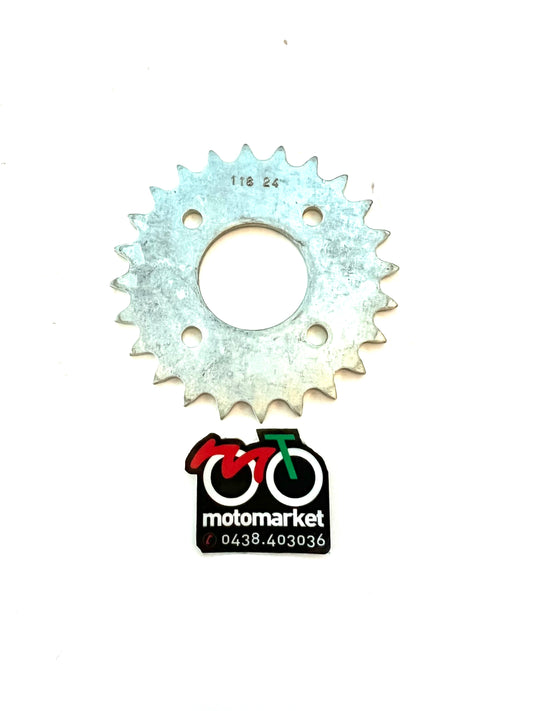 Corona per ciclomotore foro interno 39,4 interasse fori 62 art.118-24 denti