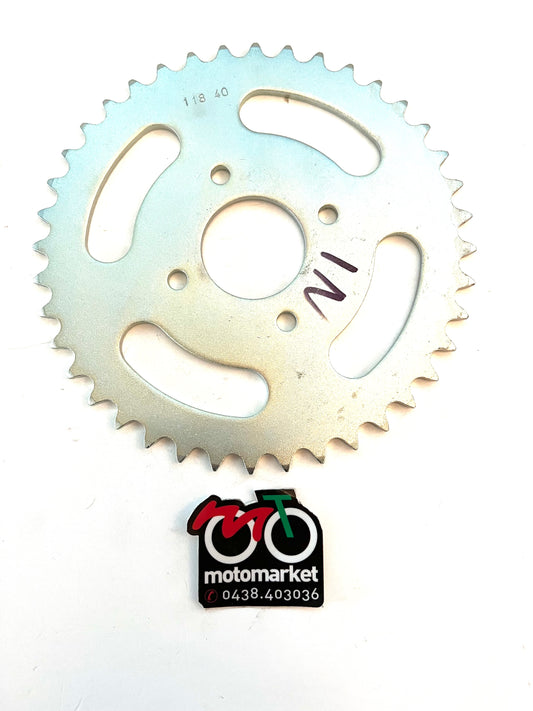 Corona per ciclomotore foro interno 39,4 interasse fori 62 art.118-40 denti