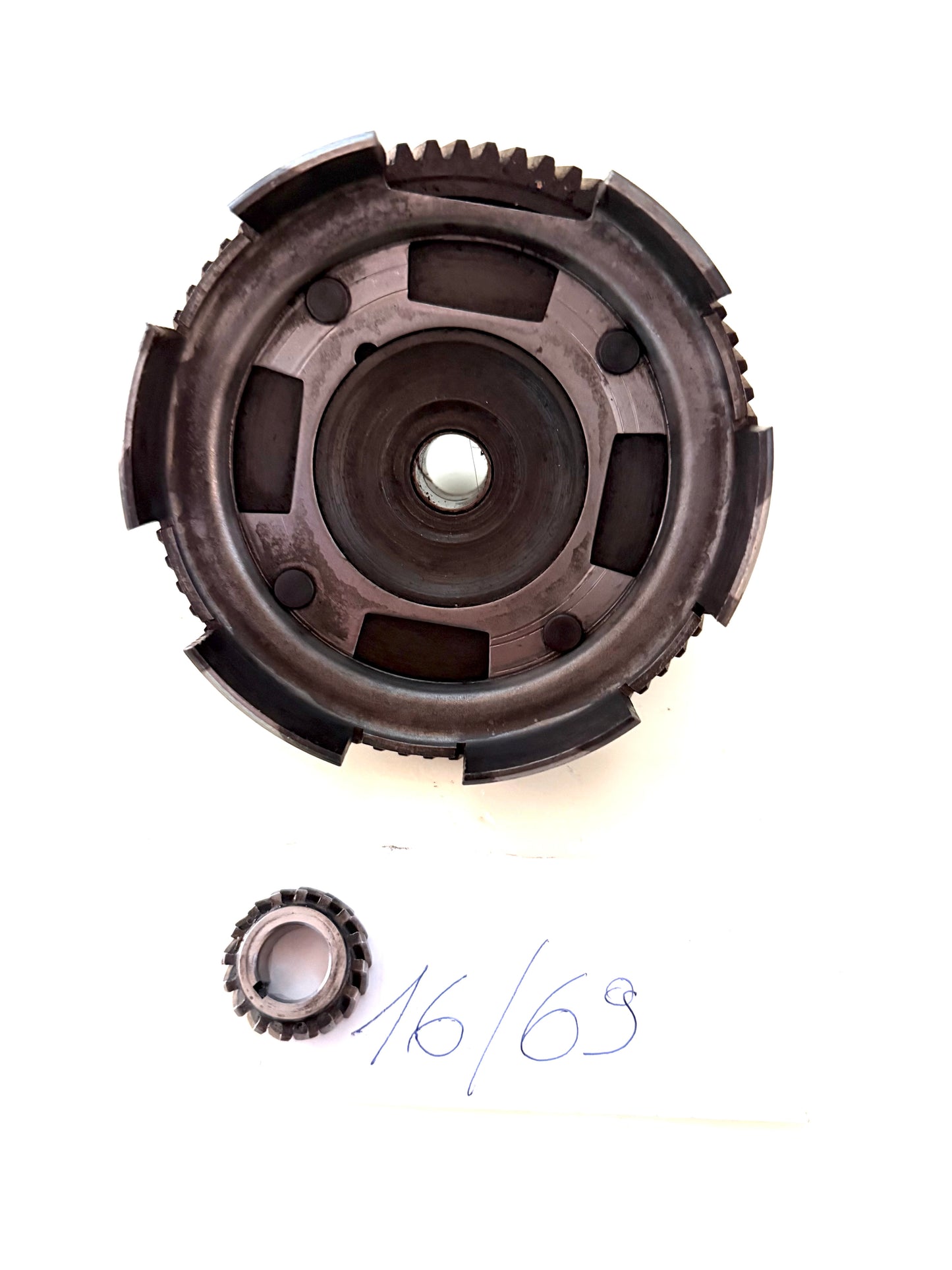 Campana frizione Vespa PK 50 Z16-69