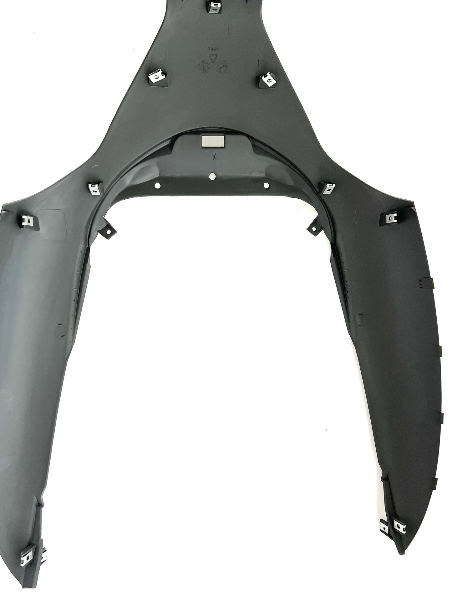 Codone inferiore carena posteriore Malaguti Madison 125-150-180-250-400cc art.06716703