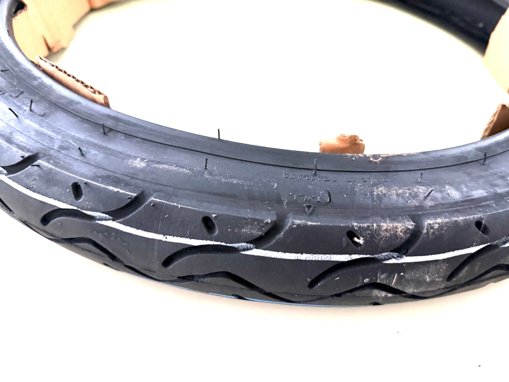 Copertura Vee Rubber 2 1/4X17 art. VRM99 Piaggio Ciao  