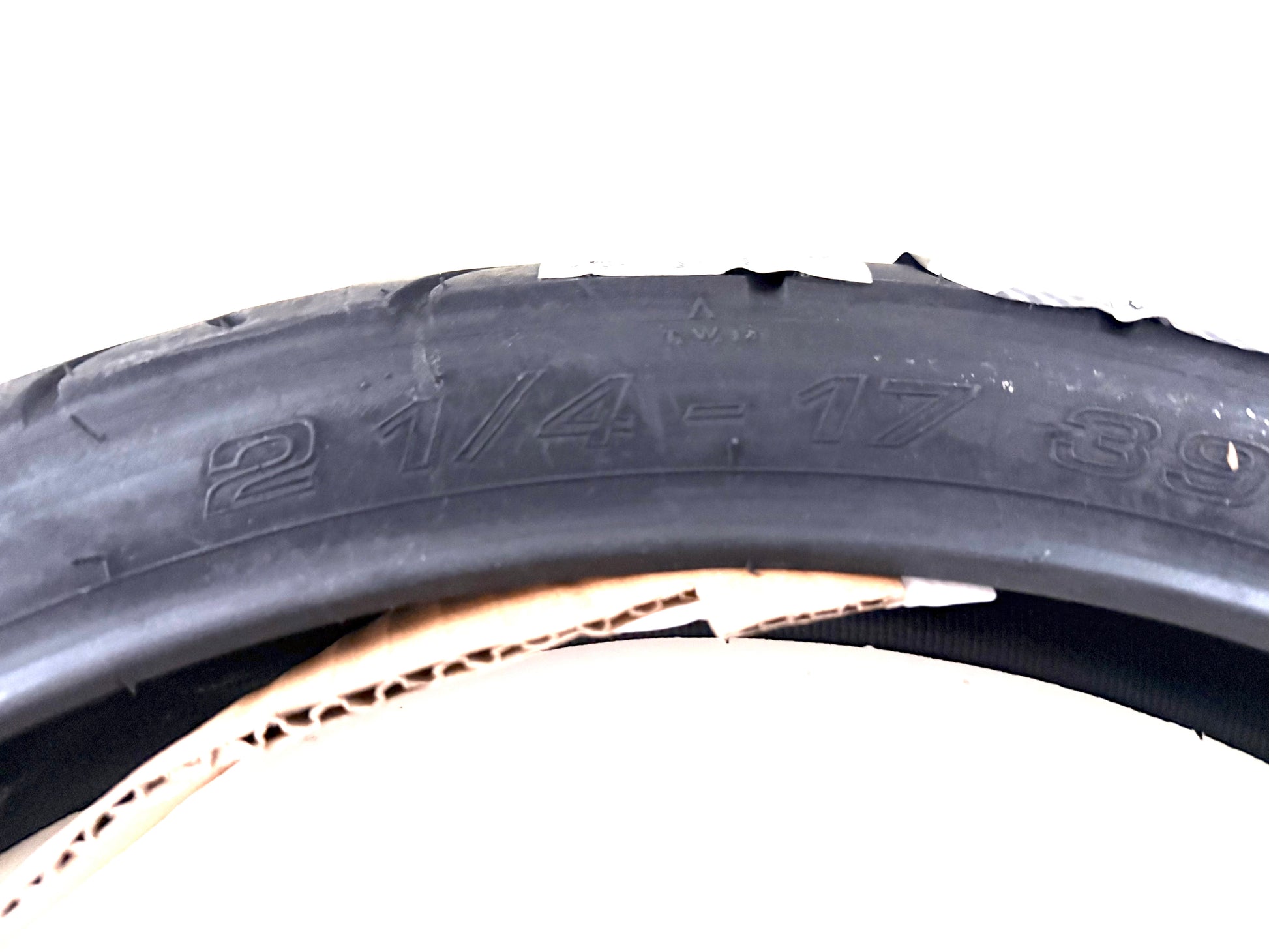 Copertura Vee Rubber 2 1/4X17 art. VRM99 Piaggio Ciao  