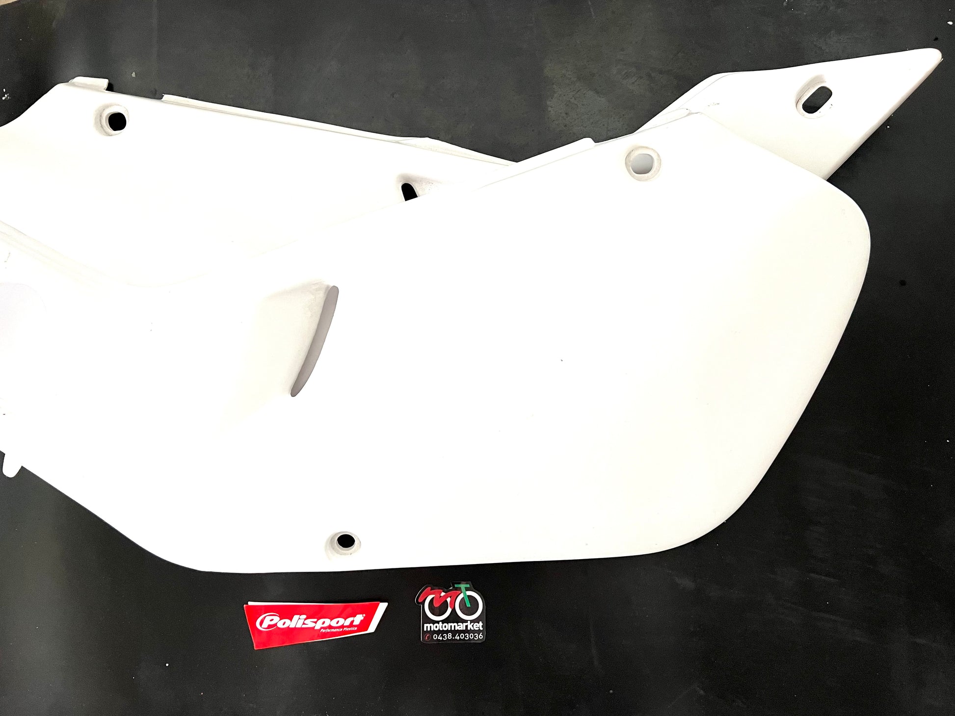 Fianchetti portanumero laterali Honda CR125 1998/99-CR250 1997/99 art.8416000001