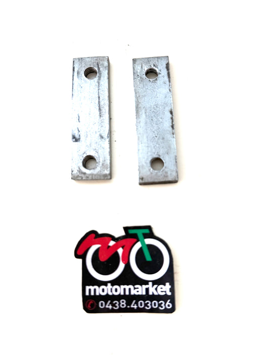 Piastrine chiusura sella Piaggio Ciao R 50cc art.120757