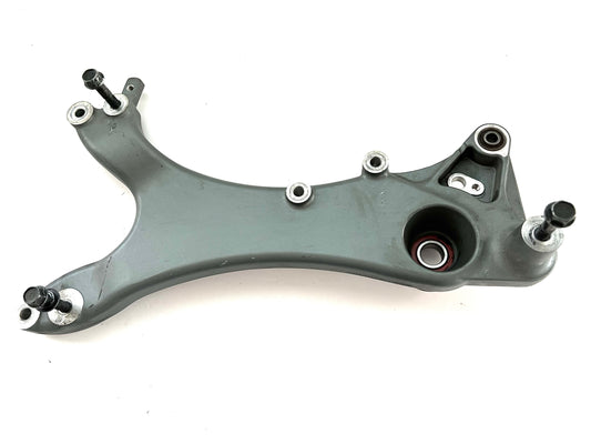 Forcellone supporto marmitta Kymco Agility Plus R16 150-200cc art.00152420