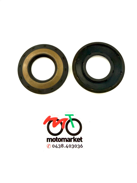 Paraolio albero motore lato frizione Vespa PX125-150-200cc mis. 31X62X5,8/4,3