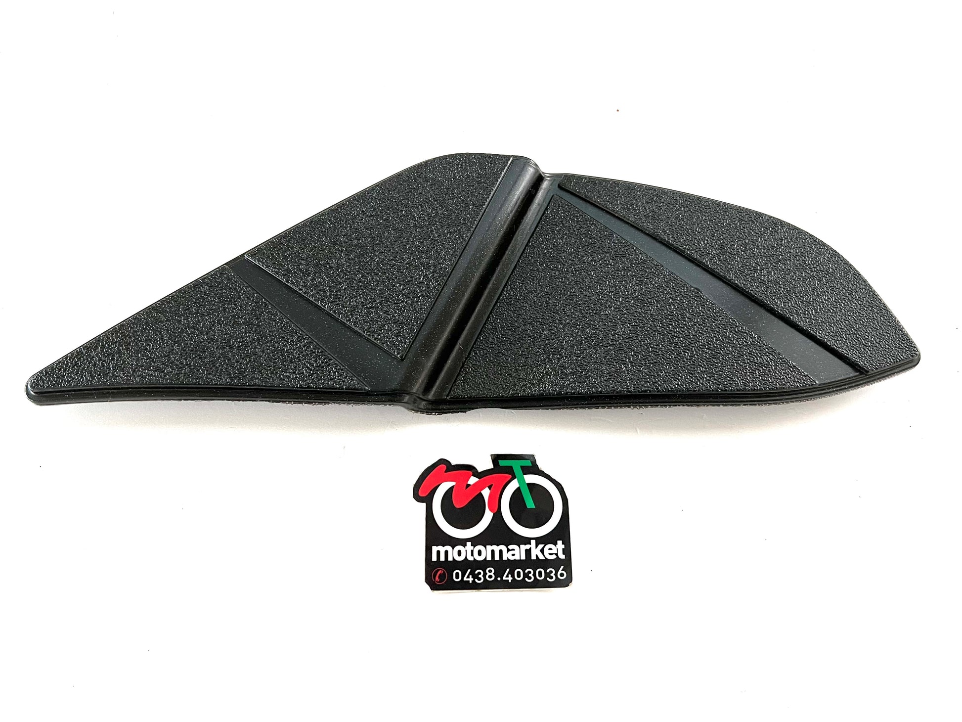 Tappeto pedana passeggero DX Aprilia Atlantic 125-250-300-400cc art.AP8158934