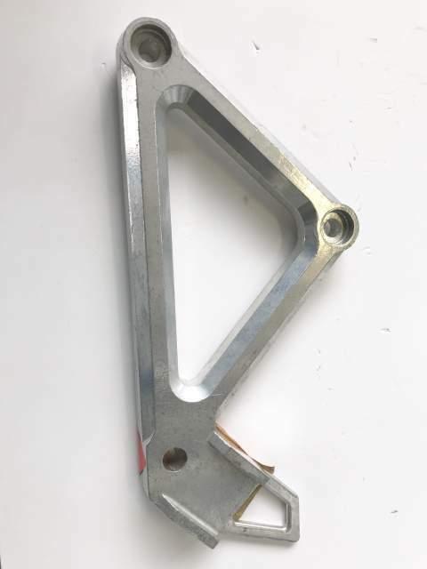 Supporto pedana post.SX Gilera Dakota 350cc