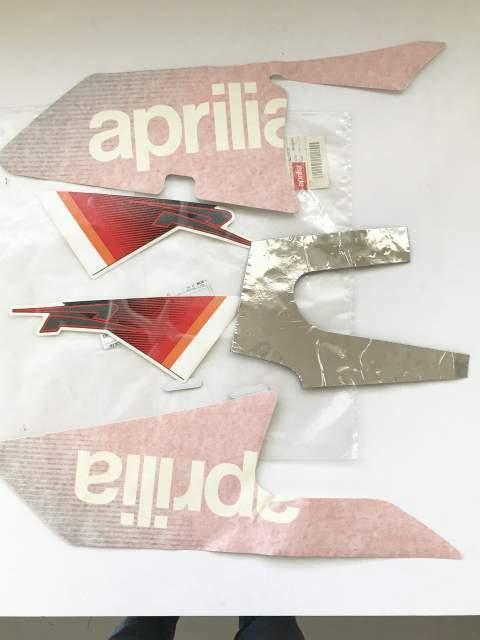 Adesivi carena Aprilia RSV1000cc 2004-08