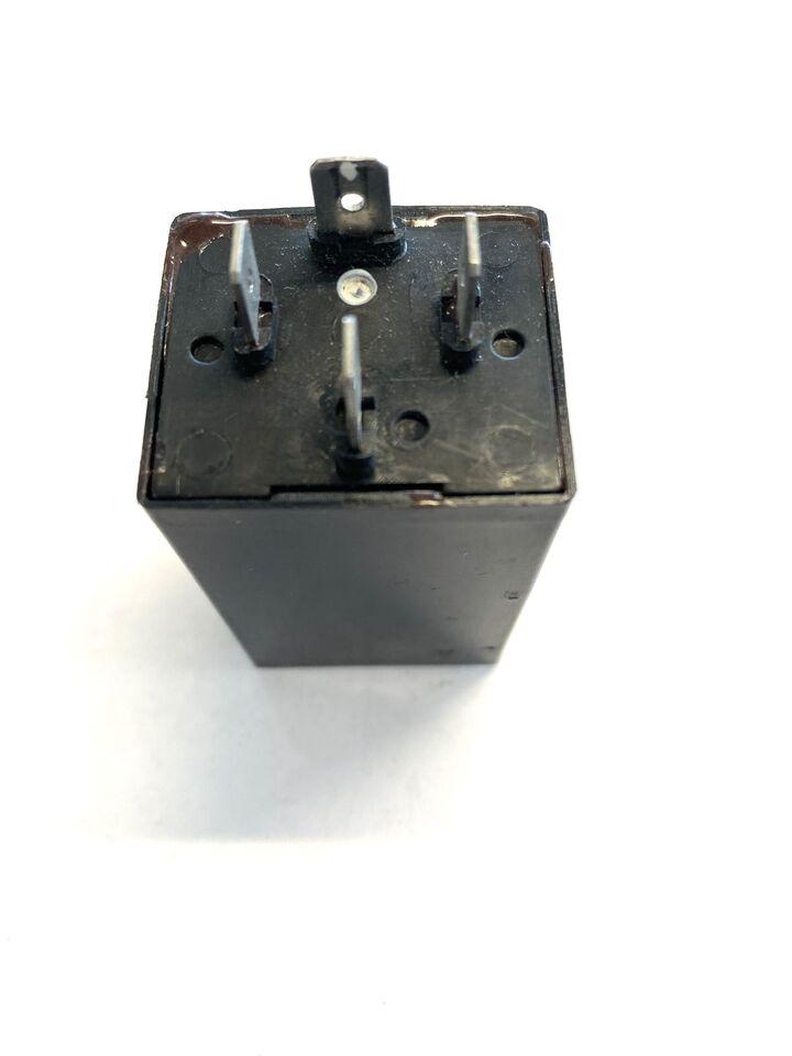 Intermittenza frecce a 4 spine 12V-24W moto standard