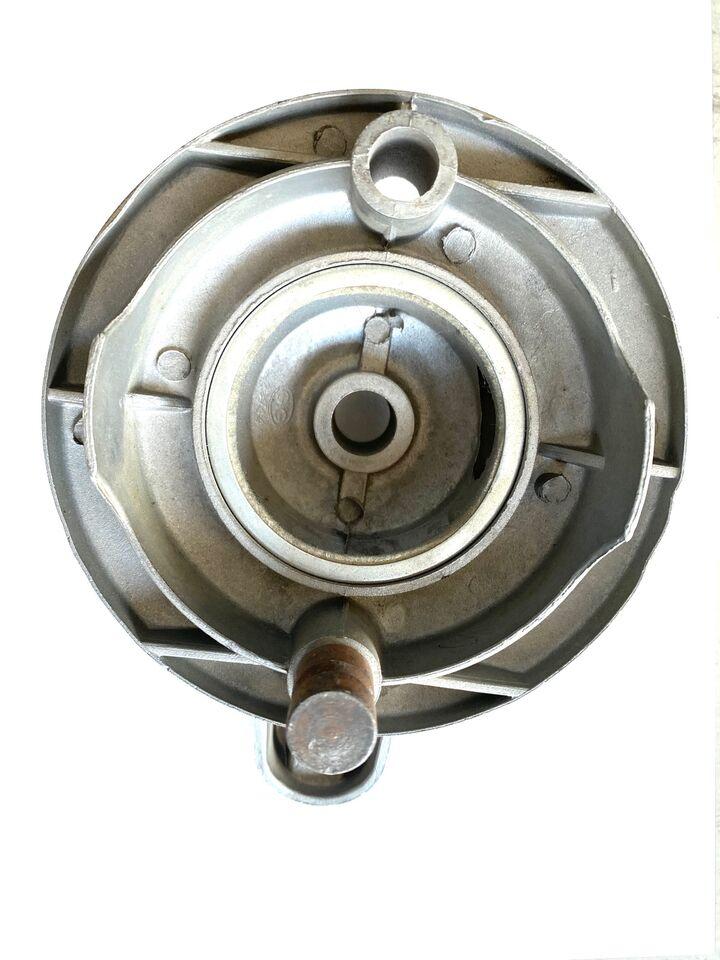 Piatto portaceppi posteriore con attacco rinvio moto d'epoca